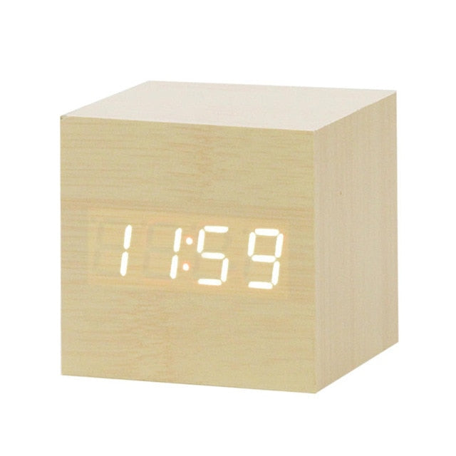 Minimalistische Digitale LED Wekker met Spraakbesturing