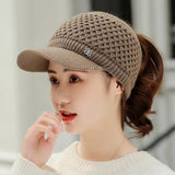 SnugTress | Verhoog je winter glamour met deze stijlvolle beanie vizier!