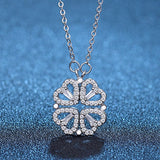LuckyHeart Omarm het geluk met deze hartverwarmende charm!