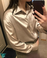 Lustrous Blouse | Verhoog je stijl met moeiteloze glamour!