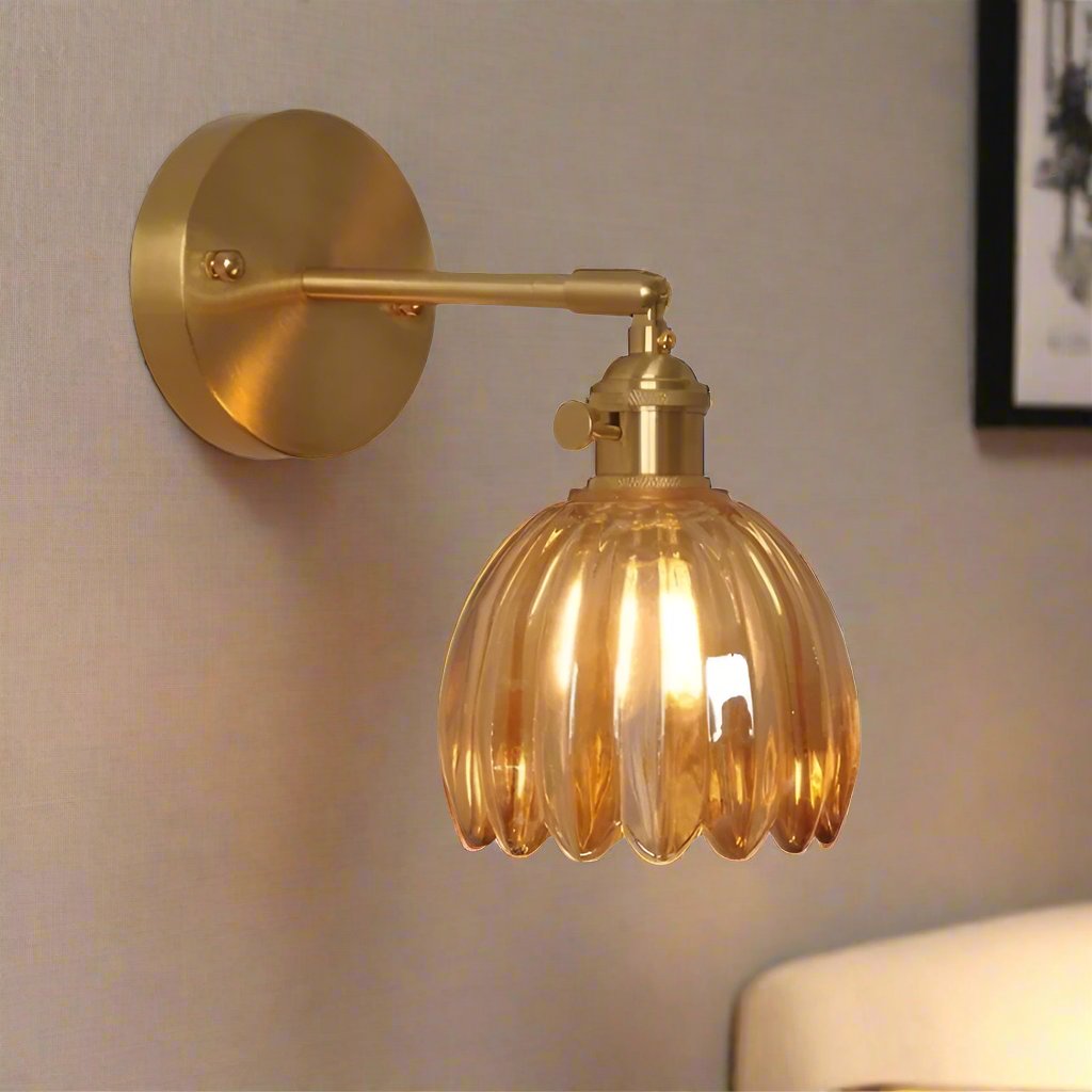Retro Tulp Glas Wandlamp – Vintage Bloemige Elegantie voor een Warme Gloed
