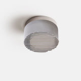 Moderne Ronde LED Wandlamp – Strakke Frosted Glas Ontwerp voor Zachte Sfeer
