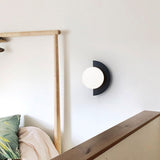 Aurora Halve Cirkel Wandlamp | Kleurrijke Glas Elegantie