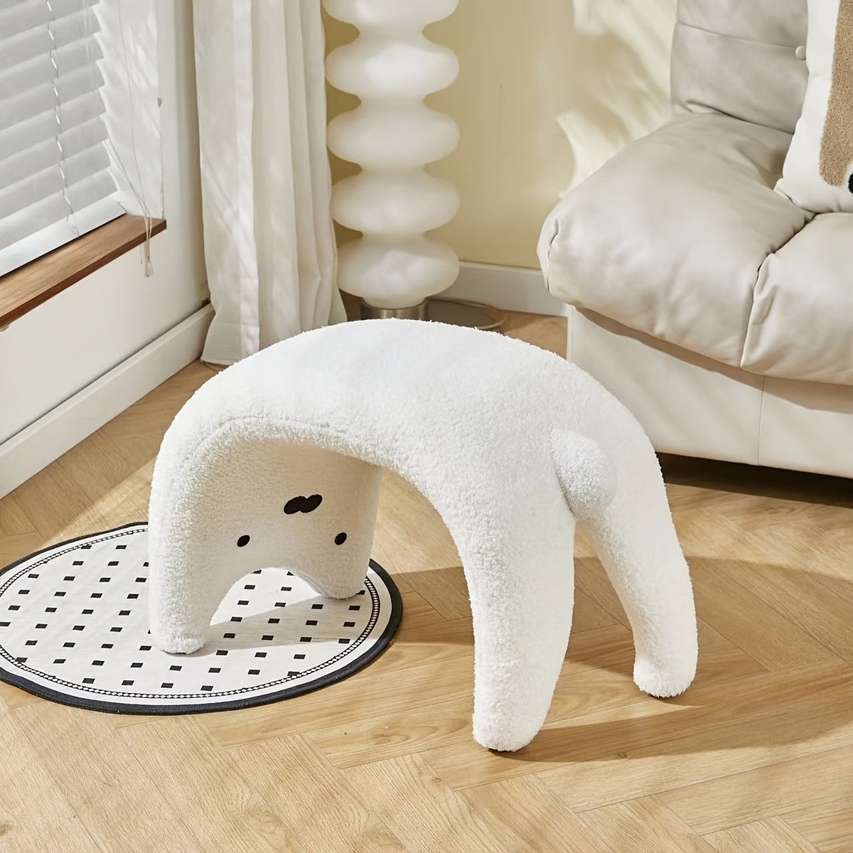 Kattenvormige Pluche Poef – Gezellig en Functioneel Design