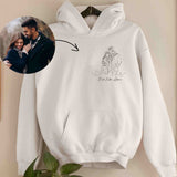 Imagecapture Hoodie | Elegant foto borduurwerk voor modieuze aandenkens