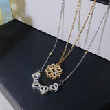 LuckyHeart Omarm het geluk met deze hartverwarmende charm!