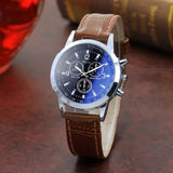 John - Elegante quartz horloge met gesp en digitale weergave
