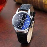 John - Elegante quartz horloge met gesp en digitale weergave