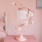 RosaGlo™ Stijlvolle Bedekte Rozenlamp – Tijdloze Elegant met een Romantische Glans