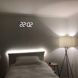 Moderne 3D digitale wandklok met LED-verlichting