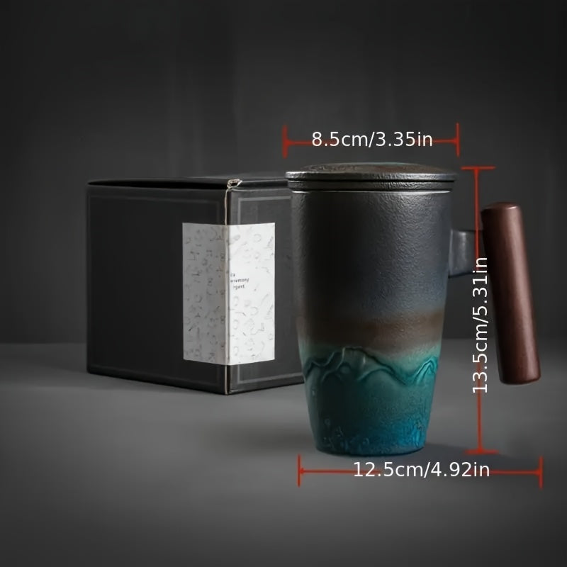Handgemaakte Keramische Theemok met Zeef – Authentiek Design en Praktisch Gebruik