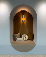 Moderne LED Wandlamp in Boogvorm