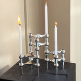 Creatieve driepoot kaarsenhouder, decoratief metalen legering ornament voor hotels, feesten, diners en westerse restaurants