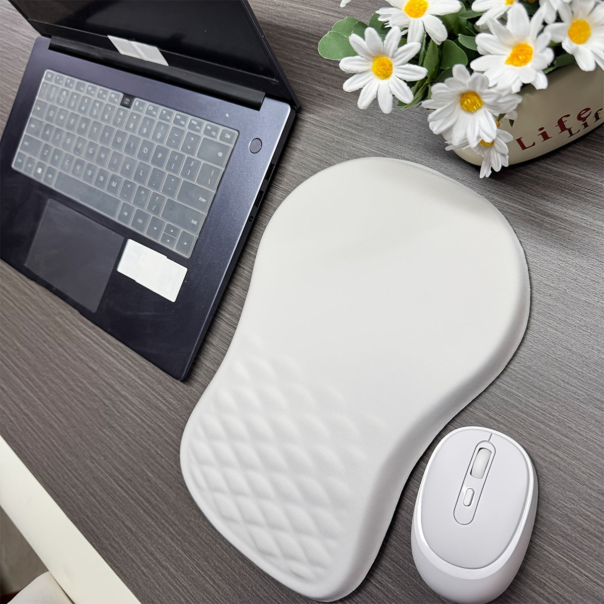 ComfortGrip Ergonomische Muismat – Ondersteuning en Grip voor Elke Werkdag