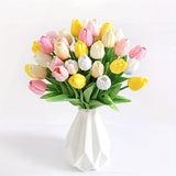 Set van 15 Realistische Kunst Tulpen – Perfect voor Bruiloften, Feesten en Woningdecoratie