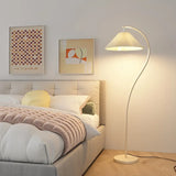 Moderne LED Stof Vloerlamp – Elegante Vouwontwerp met Verstelbaar Licht