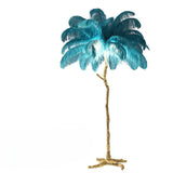 Hoge lamp met veren die luxe in elk interieur brengt!