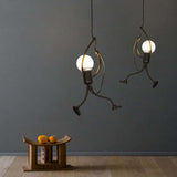 Retro IJzeren Man Hanglamp – Speelse Vintage Charme voor Unieke Interieurs