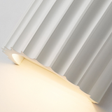 Moderne Golvende Wandlamp – Stijlvol Up & Down Harsontwerp