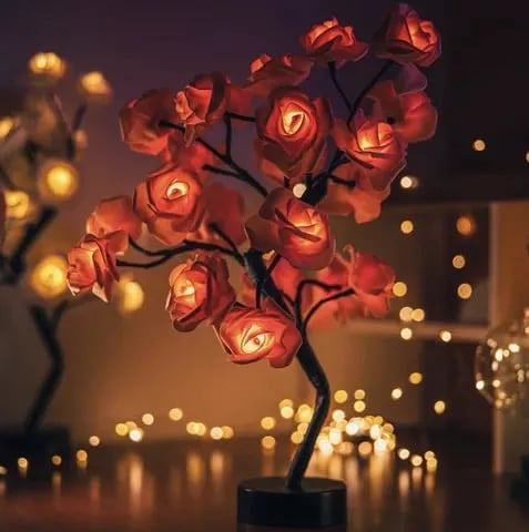 Lamp Rozenboom - Elegante LED Tafellamp | Tafellamp met Rozenbloesem | Verstelbare LED | Dimbare Sfeerverlichting | Kunststof | IP66 | Uniek Design | Romantische Tafellamp | Decoratieve Verlichting | Moderne Elegantie