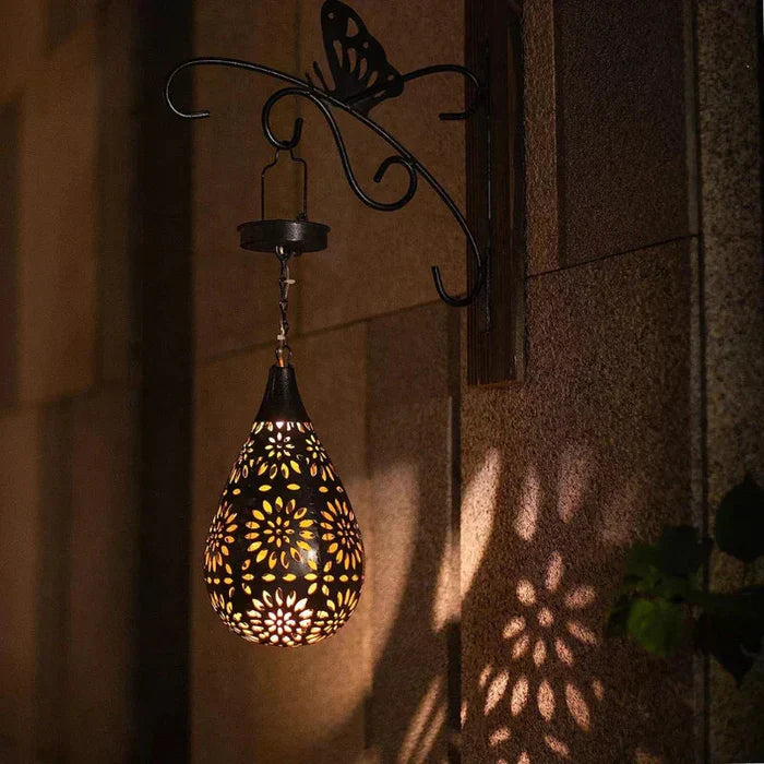 Zonne-energie & Weerbestendige Tuinlamp – SolarLuxe