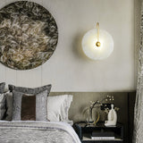 Alabaster LED Wandlamp – Elegant en Rustig Licht