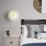 Alabaster LED Wandlamp – Elegant en Rustig Licht