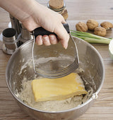 Handige Deegstamper – Mixen met gemak