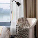 Minimalistische vloerlamp met ronde PVC-kap