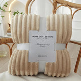 StripeWarm – Brede flanellen fleece deken met streepjespatroon