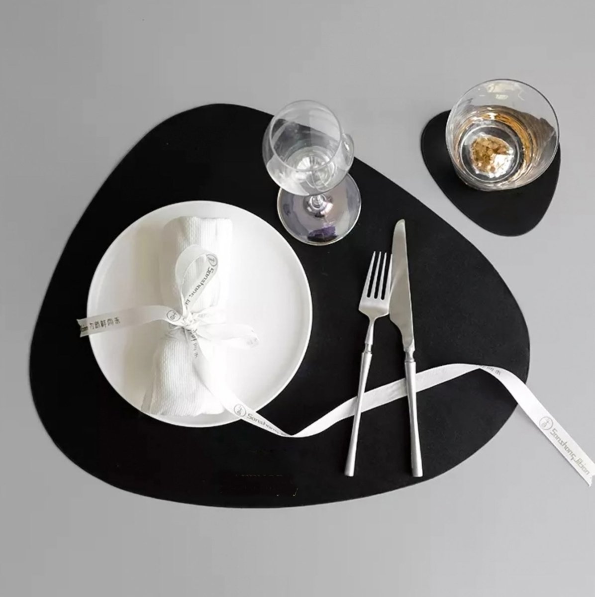 Waterdichte Leren Tafelset - Tablevo