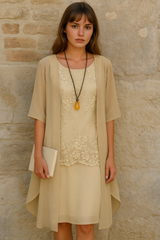 Elodie | Elegante Tweedelige Chiffon Jurk | Verfijnde Set Met Luchtige Jurk En Vestje | Comfortabele Zomerjurk | Voorgelegenheden Zoals Feestjes En Casual Uitjes | Verkrijgbaar In Hemelsblauw, Geel En Paars | Maten M-3XL | Stof: Polyester