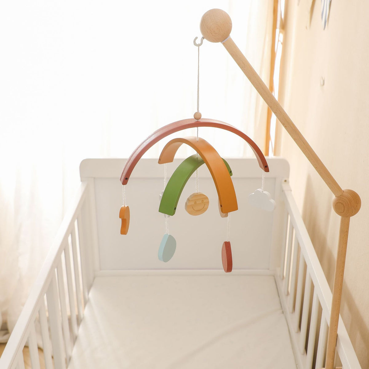 Sensorisch Houten Mobiel voor Baby's met Vormen en Kleurimpulsen