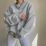 Clara - oversized klassieke wintertrui | Oversized comfortabele wintertrui voor dames | Tijdloze stijlvolle pullover | Perfect voor casual en chique outfits | Hoge kwaliteit en duurzaam | Elegant ontwerp en vrijheid van bewegingsvrijheid