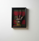 Freddy Krueger Handschoen & Trui Shadow Box | A Nightmare on Elm Street Houten Fotolijst