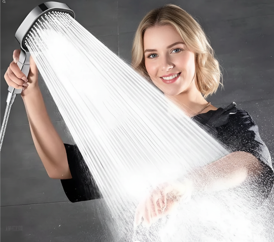 Hoge druk douchekop met Turbo Boost-technologie en filtratie