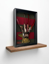 Freddy Krueger Handschoen & Trui Shadow Box | A Nightmare on Elm Street Houten Fotolijst