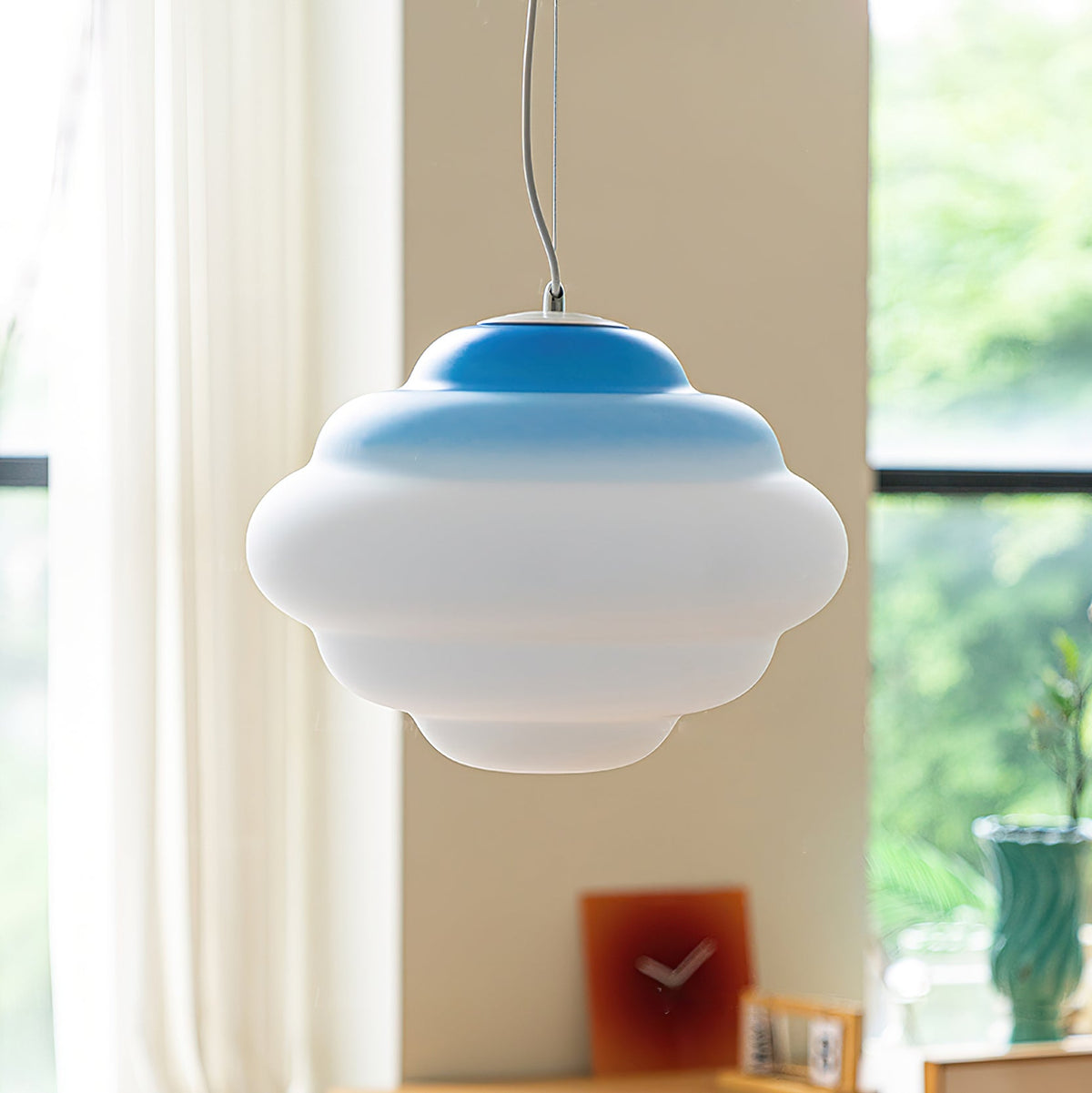 Hanglamp met kleurverloop en zachte lichtverdeling - Aérola