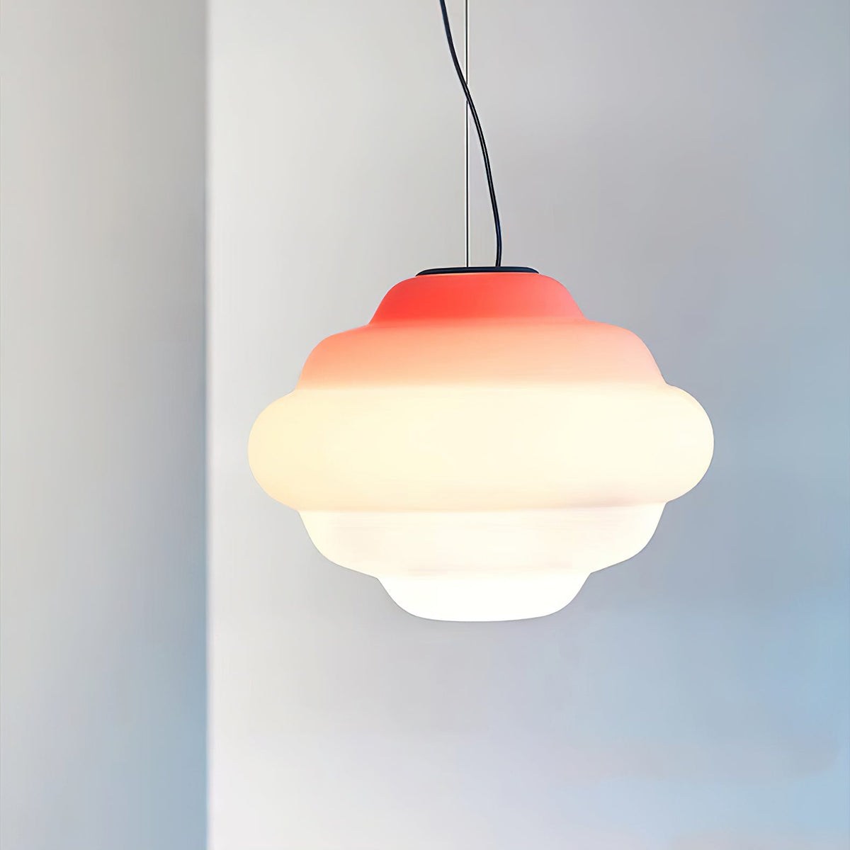Hanglamp met kleurverloop en zachte lichtverdeling - Aérola