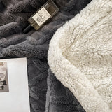 Dubbelzijdige Knusse Fleece Deken voor Nachtelijke Warmte met Stijl