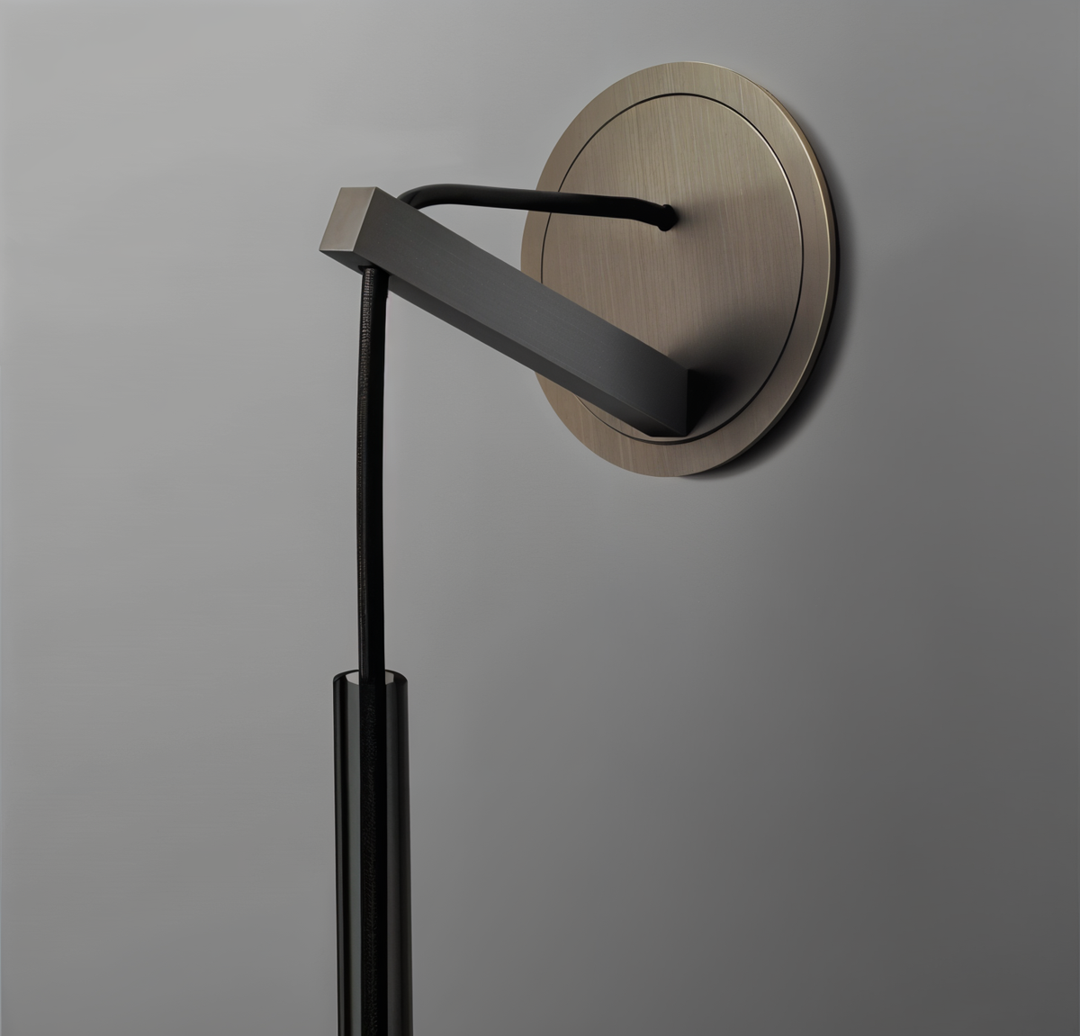 Minimale Wandlamp met Rookglas – Orvane