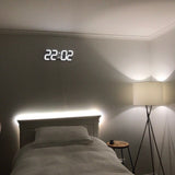 Digitale 3D LED Wandklok – Modern ontwerp met dimfunctie en optimale zichtbaarheid