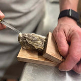 Premium Houten Handvat Oester Schelp Openaar Klem | Professionele Zeevruchten Shucking Station | Antislip Houten Basis