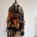 Reversible Geprinte Kasjmier Sjaal – Elegantie en Warmte