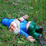 Lazy Larry Tuinkabouter – De Slaapkop van de Tuin