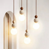 Moderne hanglamp met bolvormige details