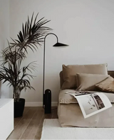 Nordic Arum | Minimalistisch Design Vloerlamp met Marmeren Basis | Scandinavisch design vloerlamp | Dimbare LED verlichting | Luxe marmeren voet | Energiezuinig | Moderne elegante stijl | Vloerverlichting voor woonkamer slaapkamer