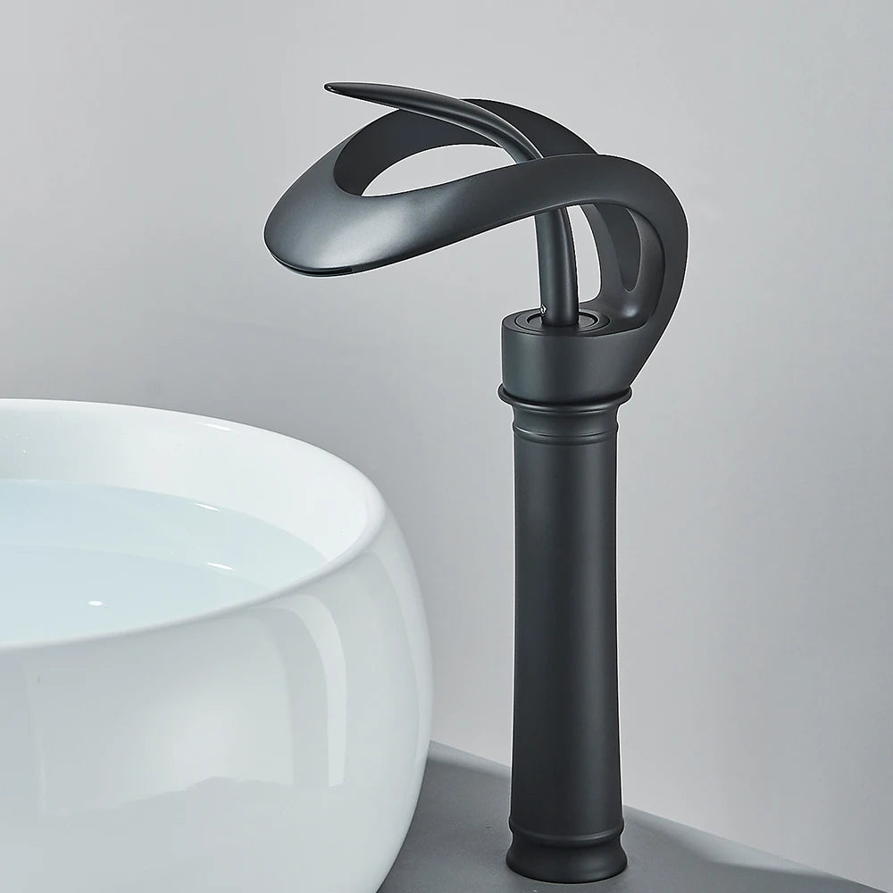 Mengkraan met watervaluitloop - Flowarc