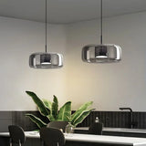 Glazen LED hanglamp in moderne stijl - minimalistische kap en gouden afwerking