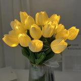 TulipGlow - LED hand-held tulp nachtlamp